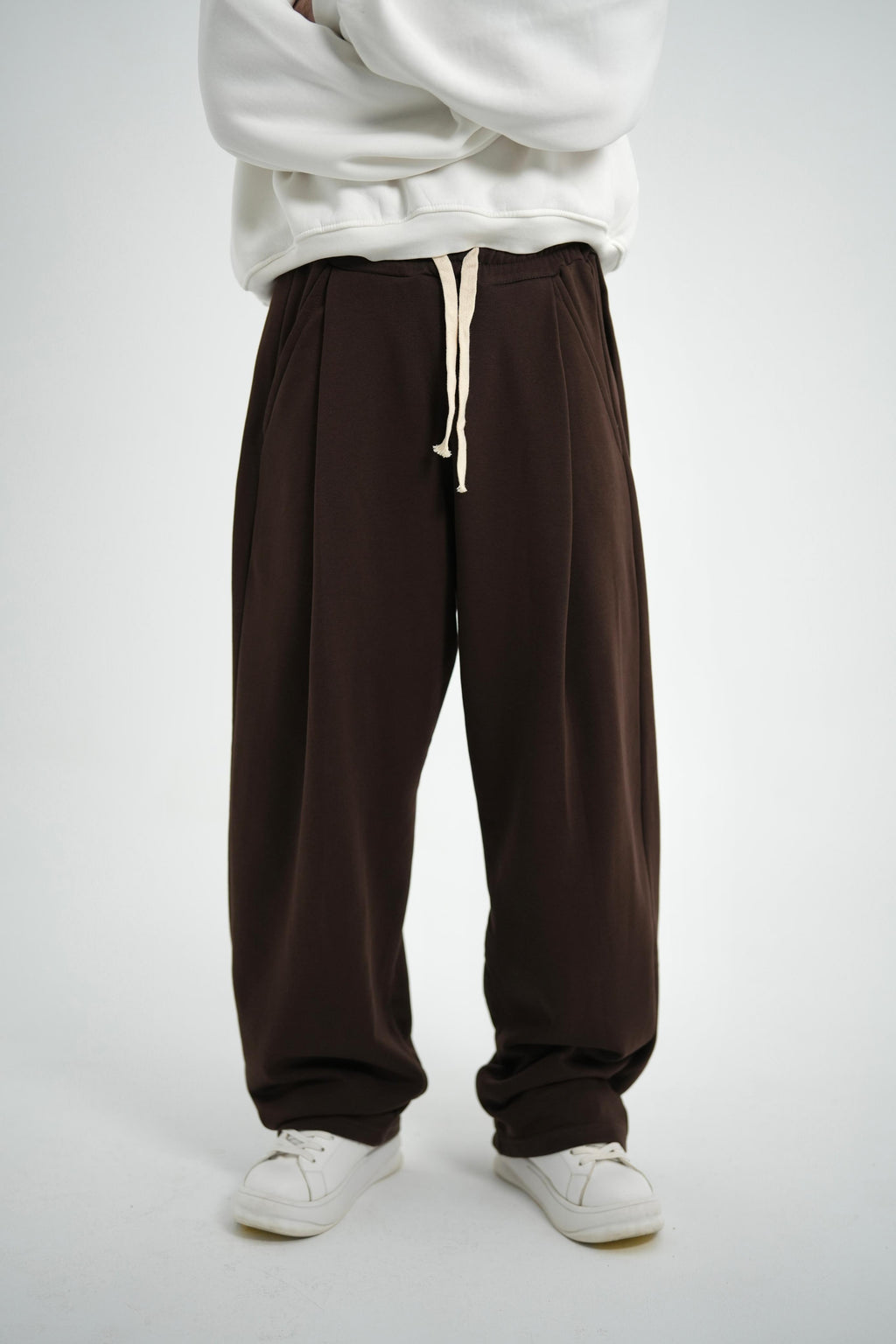 Double Pleated SweatPants (Brown)