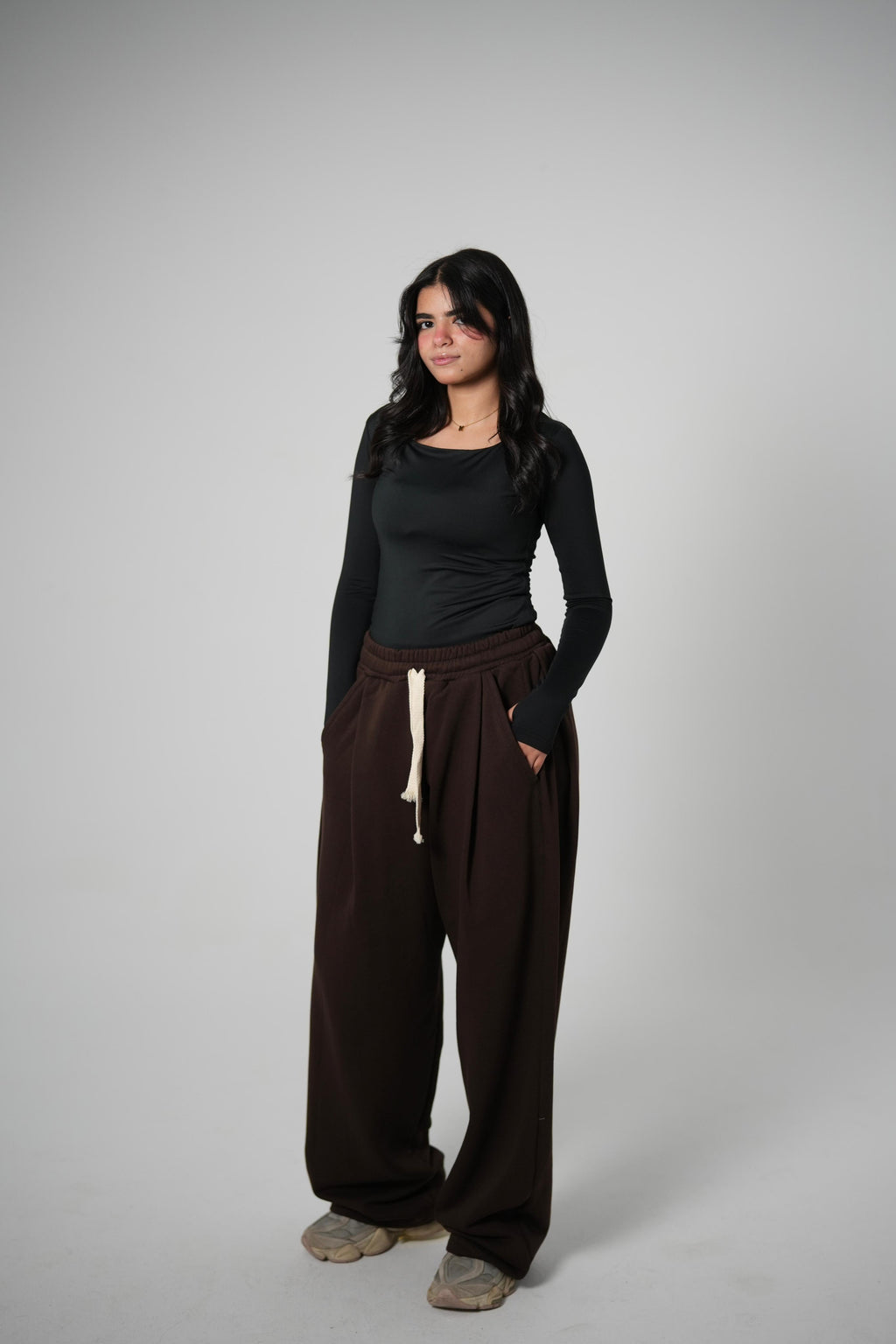 Double Pleated SweatPants (Brown)